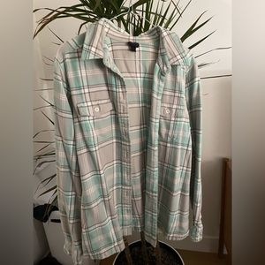 Patagonia 100% cotton plaid button down size M